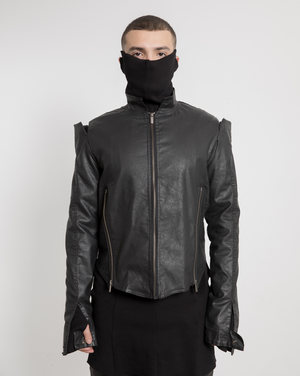 Men Black High Shoulder V Jacket